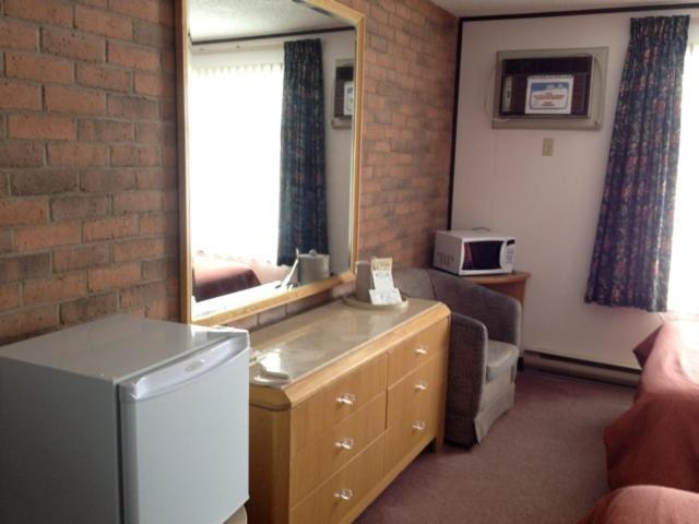 Kc'S Country Inn Vars Quarto foto